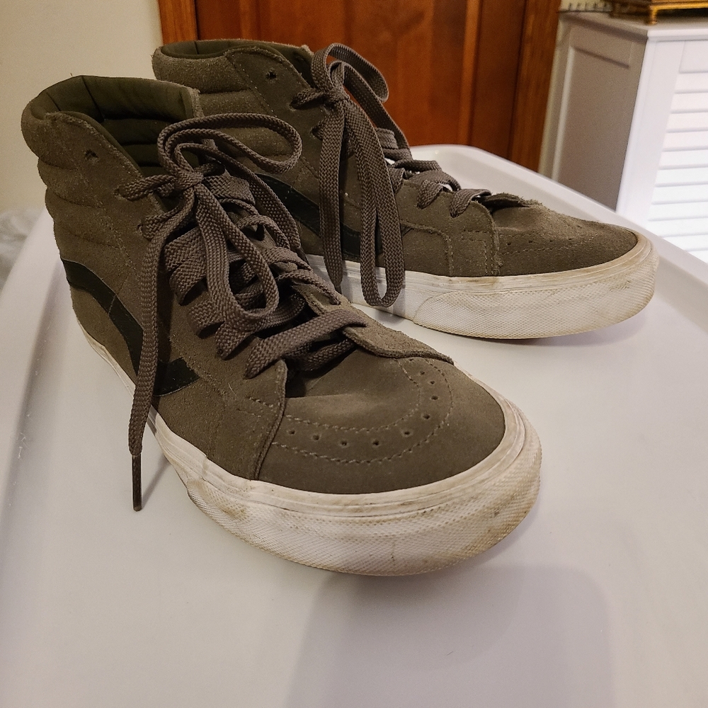 Vans hi-tops